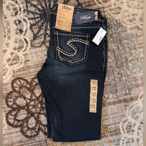 Silver Suki Jeans - Picture 5 of 8